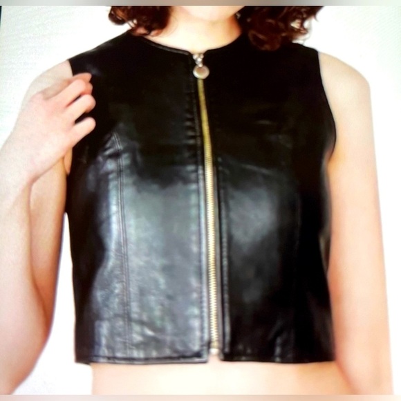 Vintage Jackets & Blazers - 1990s Fitted Zip Up Leather Cropped Vest